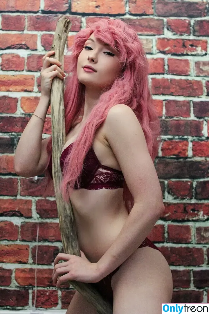 Chameleahn nude photo #0038 (ChameLeahnCos / Daberrybestcosplay / ReptiLeahn)