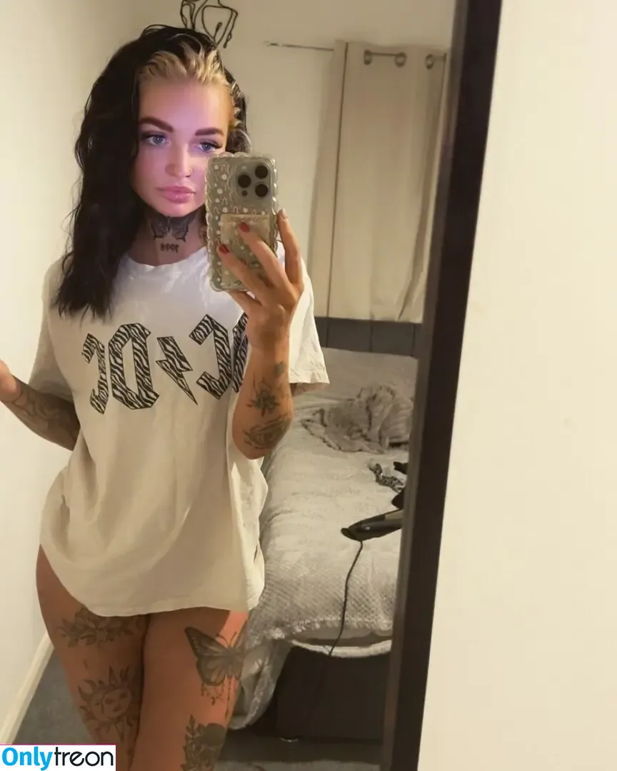 Chan.morleyx | Chantelle nude photo #0020 (chan.morleyx)