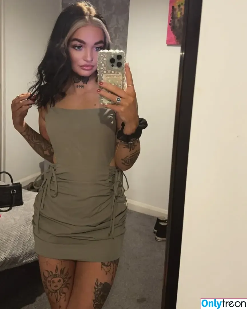 Chan.morleyx | Chantelle nude photo #0021 (chan.morleyx)