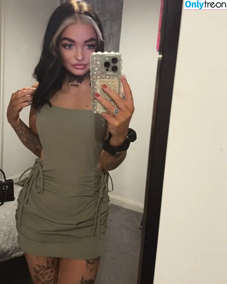Chan.morleyx | Chantelle nude photo #0022 (chan.morleyx)