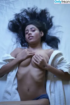 Chandrika Passionica / Chandrika Desai nude photo #0098
