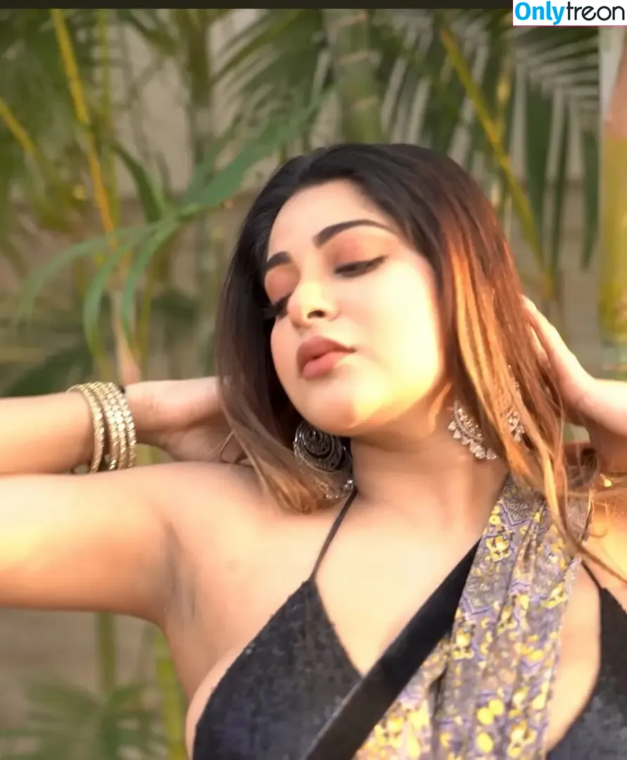 Chandrika Passionica nude photo #0088 (Chandrika Desai)