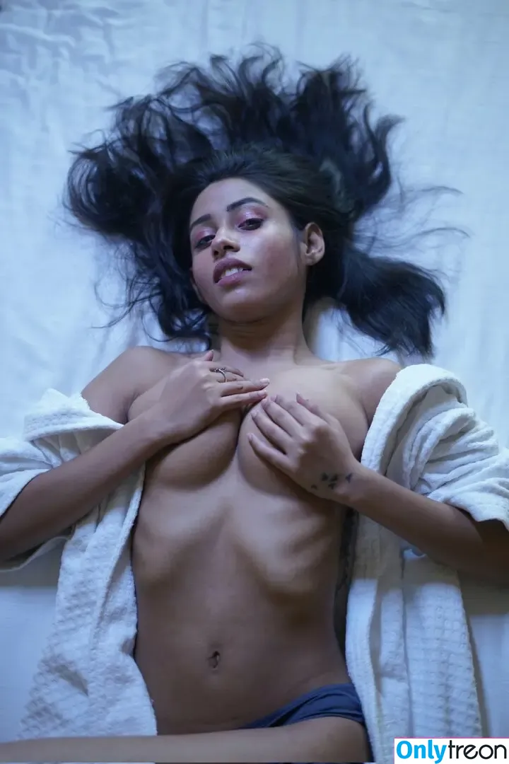Chandrika Passionica nude photo #0097 (Chandrika Desai)