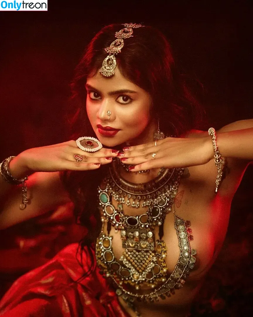 Chandrika Passionica голая photo #0111 (Chandrika Desai)