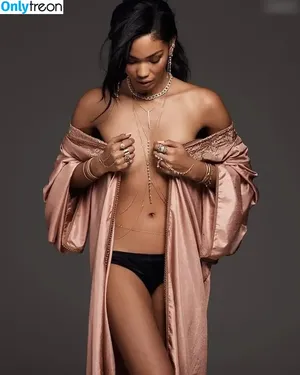 Chanel Iman / chaneliman nude photo #0036