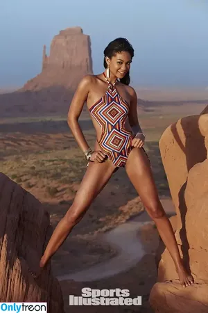 Chanel Iman / chaneliman nude photo #0123