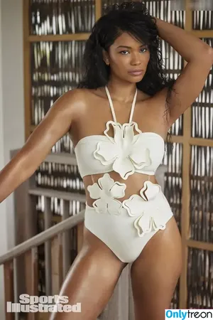 Chanel Iman / chaneliman nude photo #0176