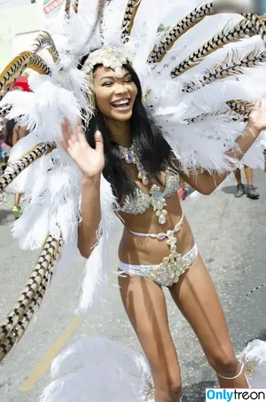 Chanel Iman / chaneliman nude photo #0212