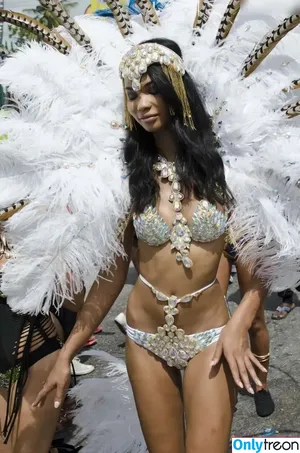 Chanel Iman / chaneliman nude photo #0216