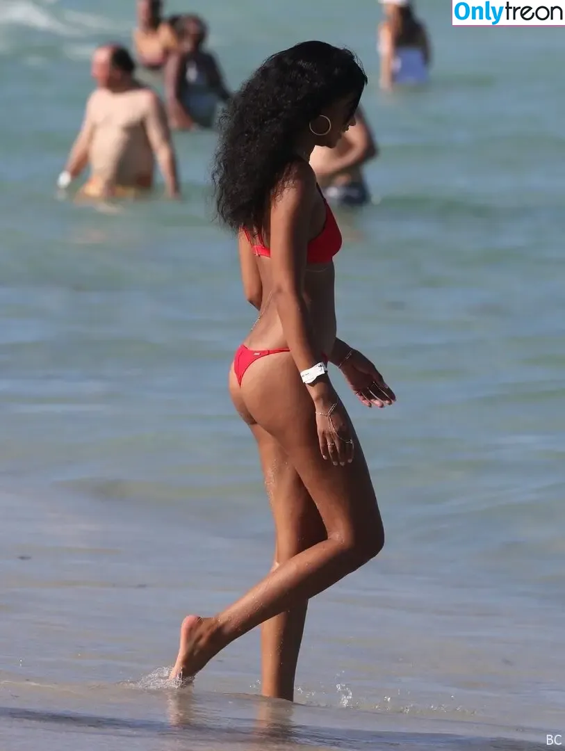 Chanel Iman nude photo #0031 (chaneliman)