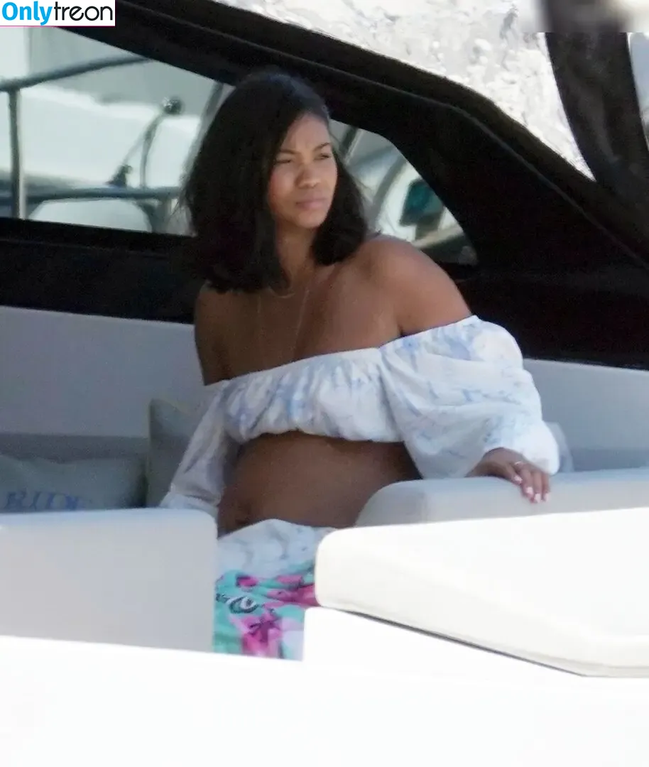Chanel Iman nude photo #0127 (chaneliman)