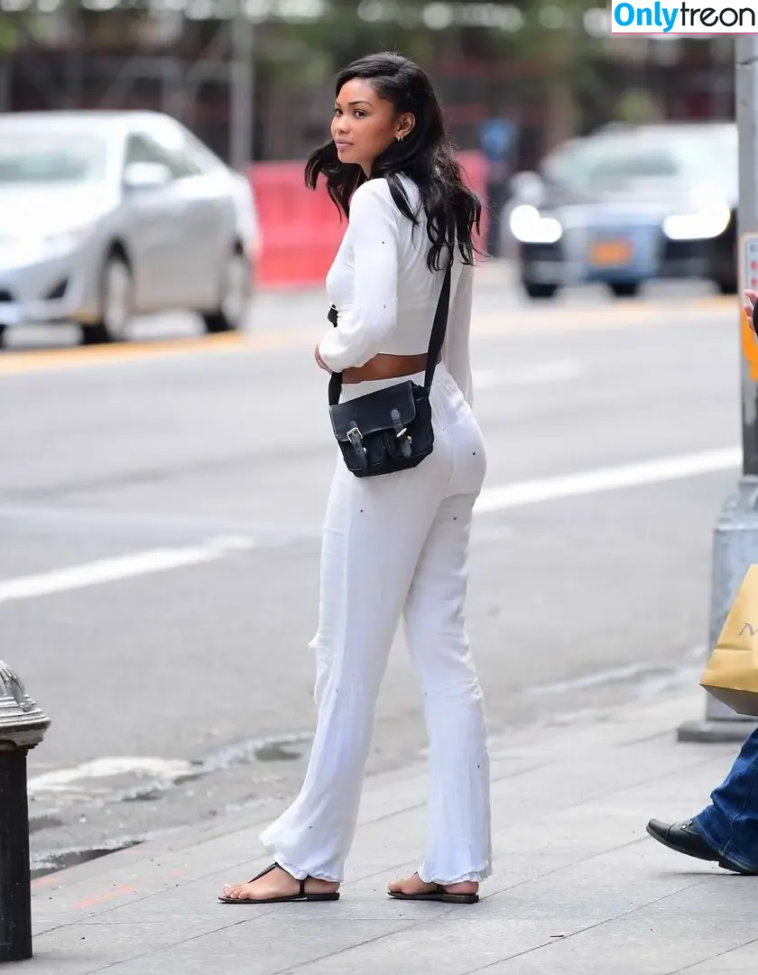 Chanel Iman nude photo #0226 (chaneliman)