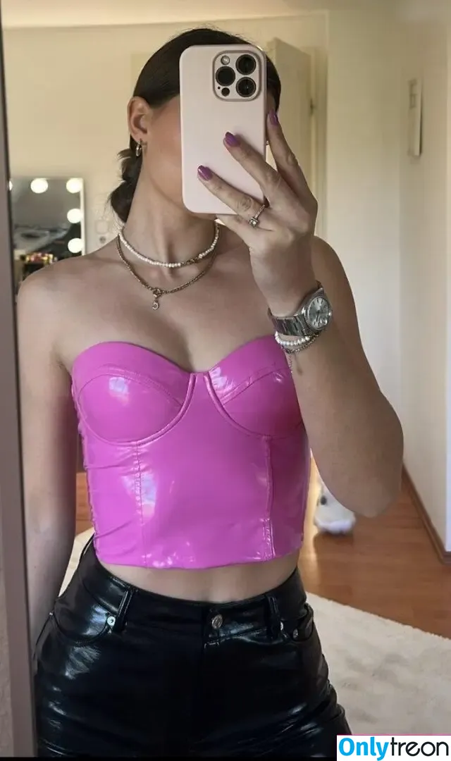 Chanel Silberberg nude photo #0003 (chanelsilberberg)