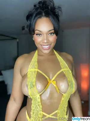 ChanelFoxx / officialchanelfoxx nude photo #0045