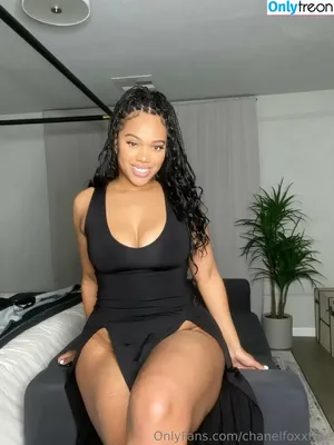 chanelfoxxfree / xxonlychanelfoxx nude photo #0031