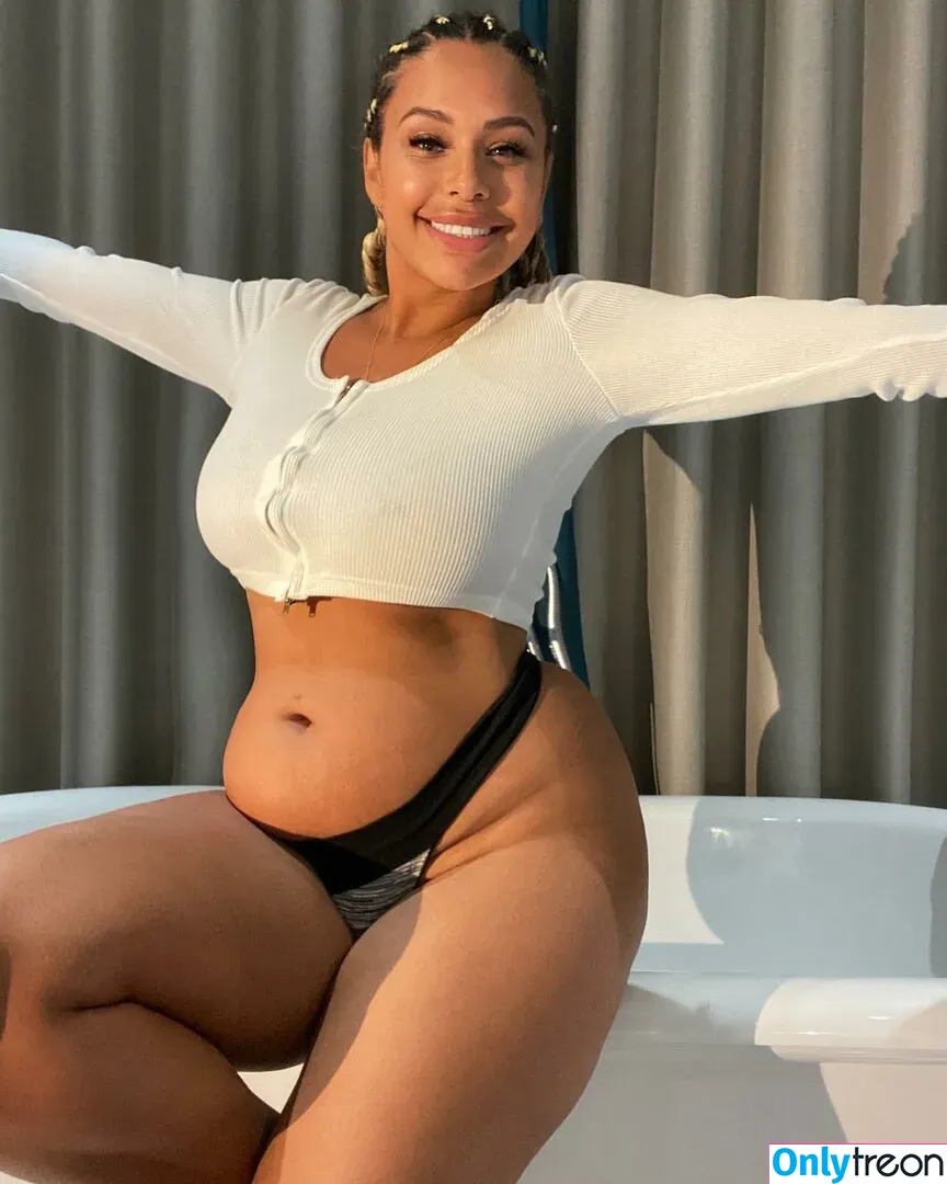 Chanelle Mauricette nude photo #0102 (chanellemauricette / cnmauricette)