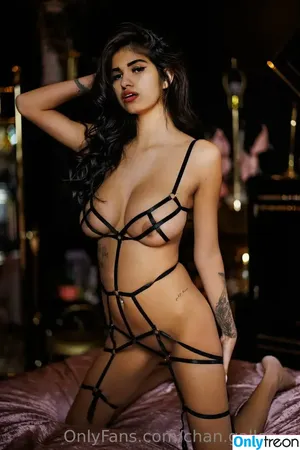 Chantel Gallegos / chan.gallegos / chantelgallegos___ nude photo #0004