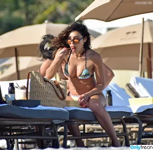 Chantel Jeffries / Ceejay the DJ / ChantelJeffries nude photo #1943