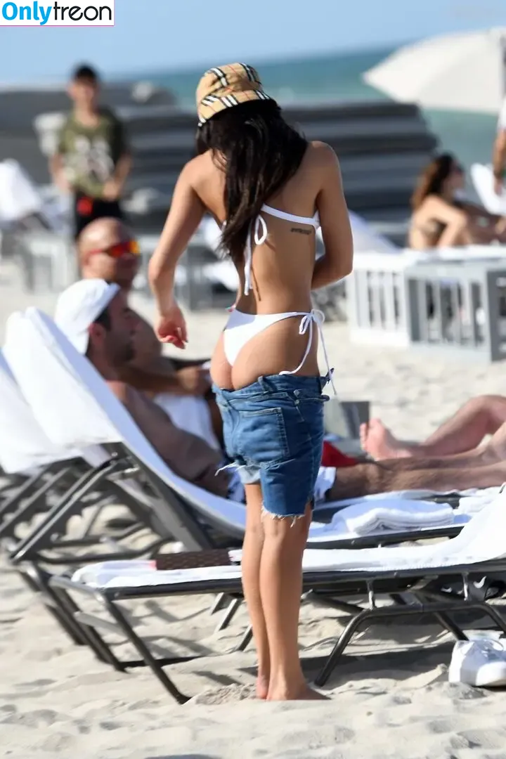 Chantel Jeffries nude photo #1905 (Ceejay the DJ / ChantelJeffries)