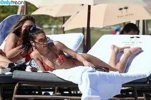 Chantel Jeffries / Ceejay the DJ / ChantelJeffries nude photo #2125