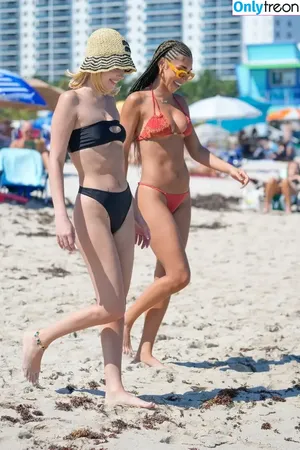 Chantel Jeffries / Ceejay the DJ / ChantelJeffries фото голая #2211
