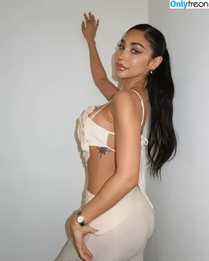 Chantel Jeffries / Ceejay the DJ / ChantelJeffries фото голая #2292