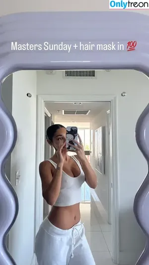 Chantel Jeffries nude