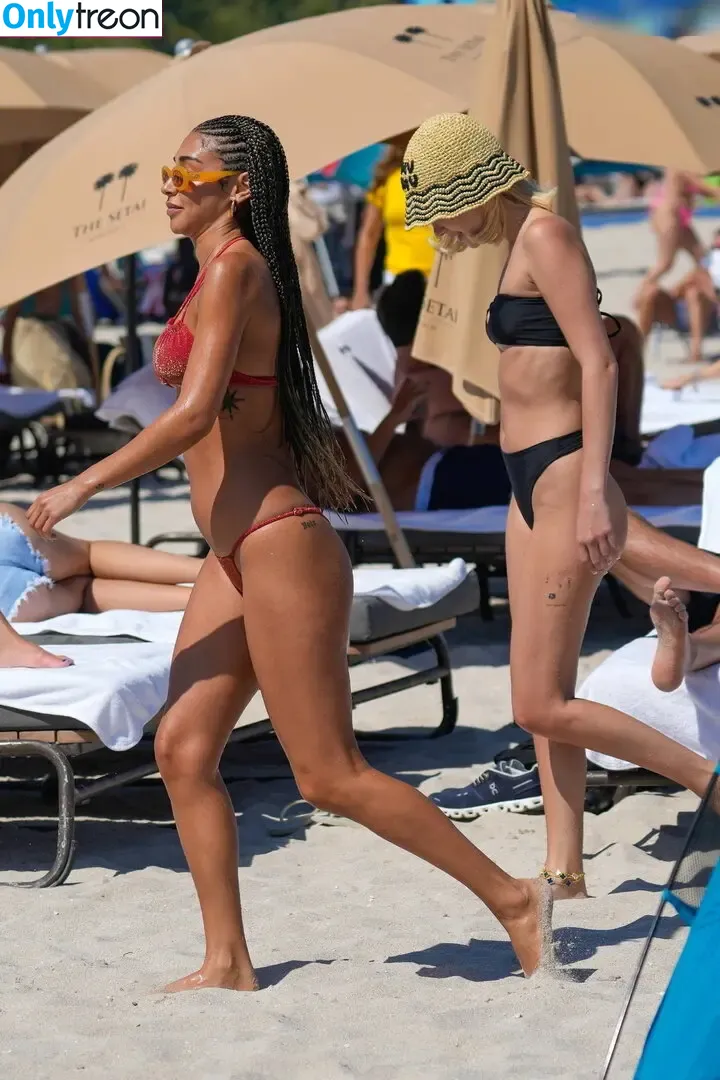 Chantel Jeffries nude photo #2196 (Ceejay the DJ / ChantelJeffries)