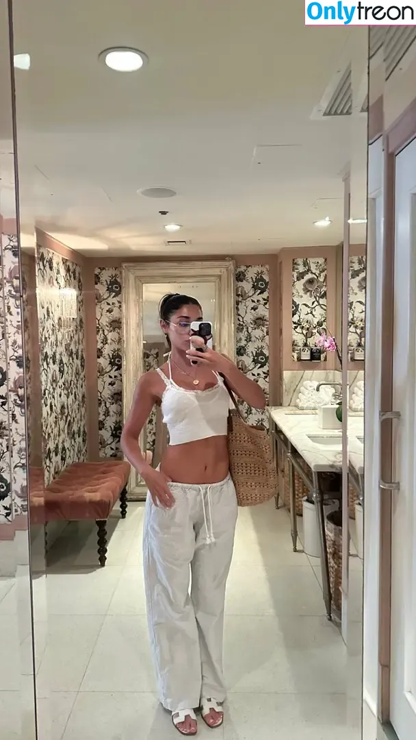 Chantel Jeffries nude photo #2323 (Ceejay the DJ / ChantelJeffries)