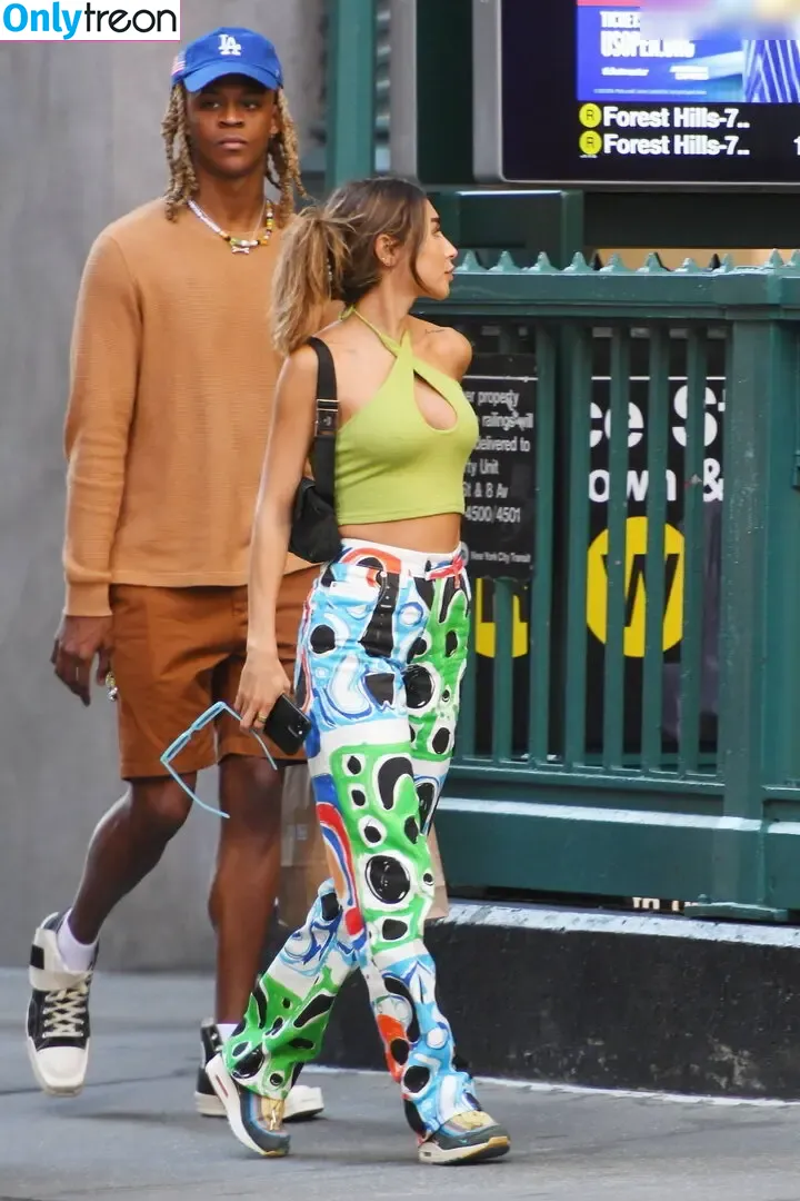 Chantel Jeffries nude photo #2358 (Ceejay the DJ / ChantelJeffries)