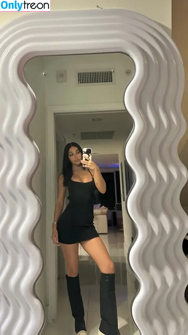 Chantel Jeffries nude photo #2367 (Ceejay the DJ / ChantelJeffries)
