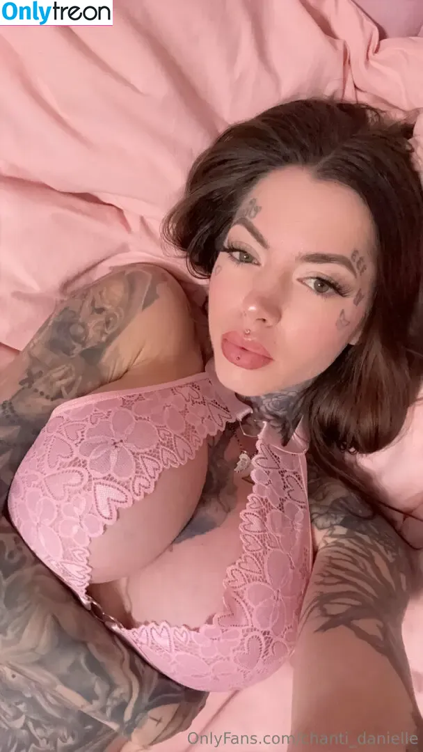 chanti_danielle nude photo #0106 (chantal_danielle_)
