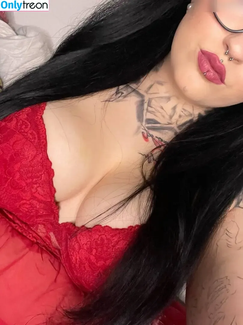 Chantischx nude photo #0102 (chantischl1708 / chaxschlx)