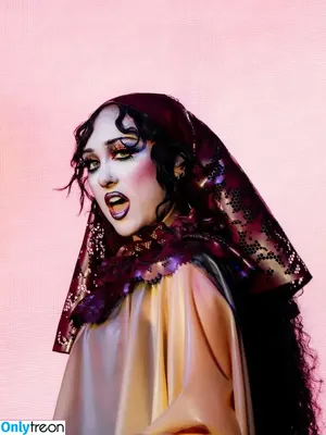 Chappell Roan / chappellroan / rosybeetles nude photo #0579