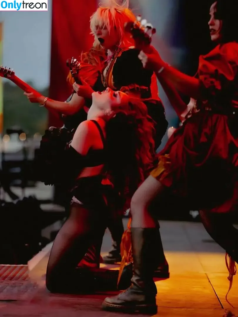 Chappell Roan nude photo #0549 (chappellroan / rosybeetles)