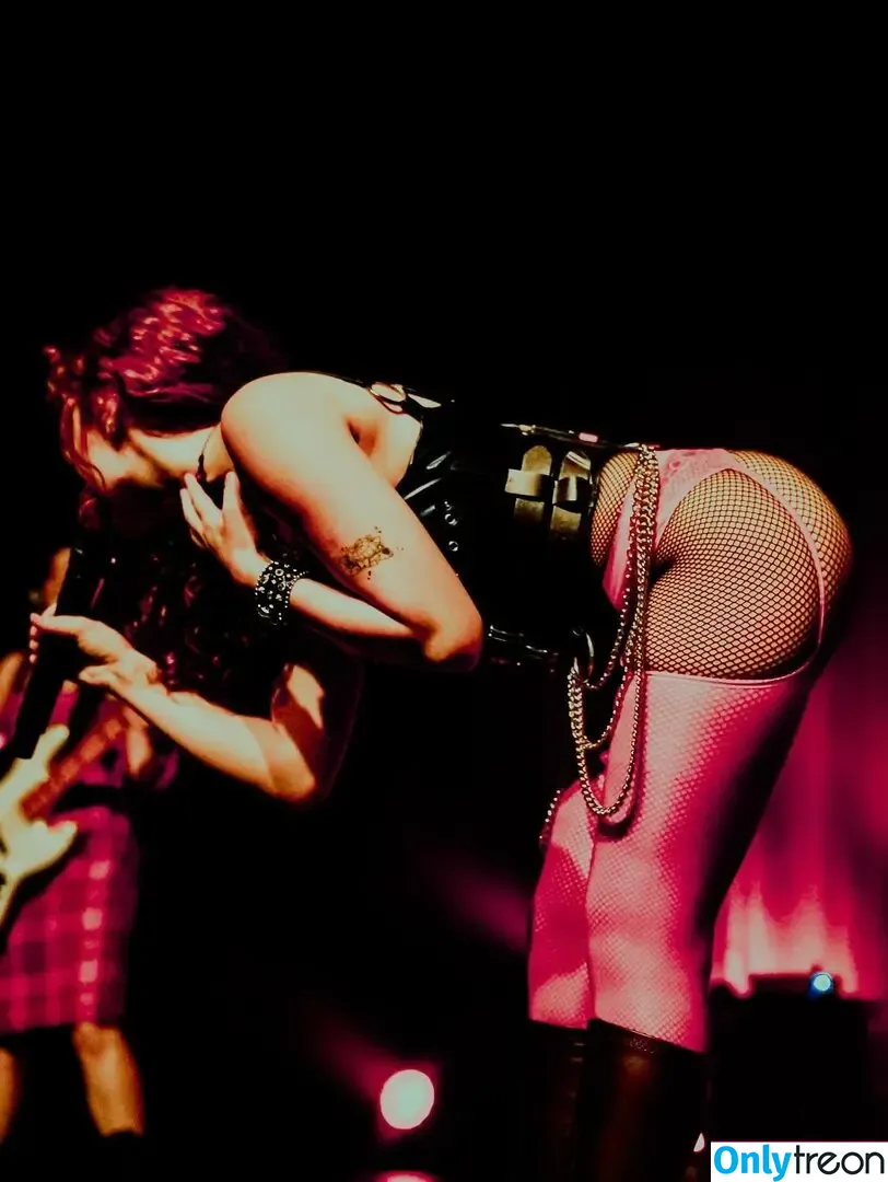 Chappell Roan nude photo #0605 (chappellroan / rosybeetles)