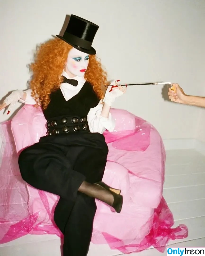 Chappell Roan nude photo #0630 (chappellroan / rosybeetles)