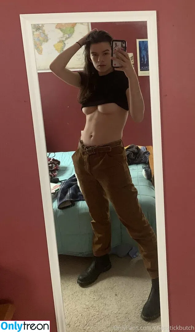 chapstickbxtch nude photo #0010 (chapstick / chapstickbutch)