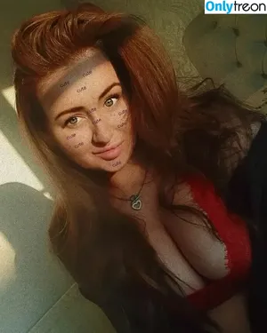 char.lloyd / cherlloyd фото голая #0023
