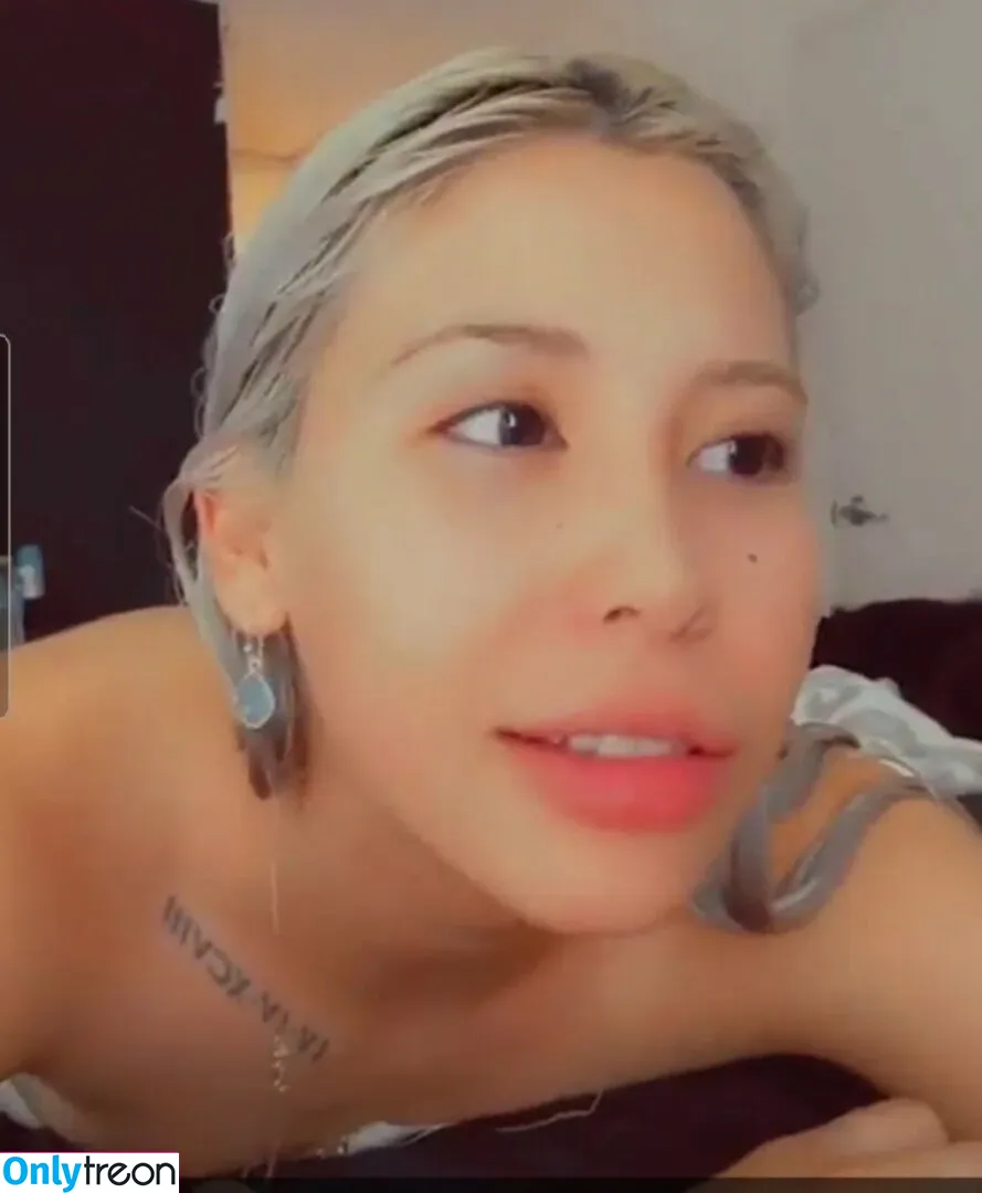 Charisma Kain nude photo #0201 (KainCharisma / charismakain / kain1)