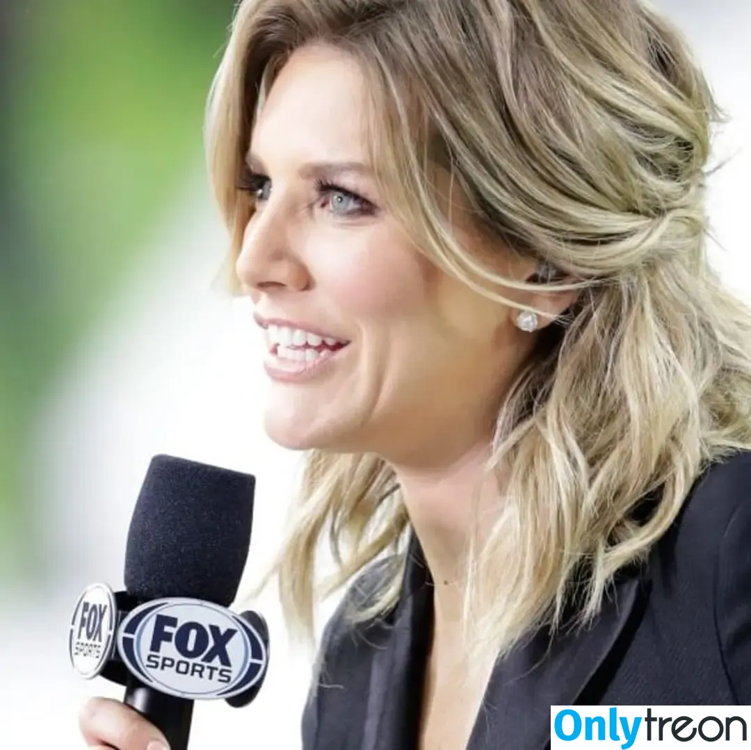 Charissa Thompson nude photo #0102 (Sportscaster / charissajthompson)