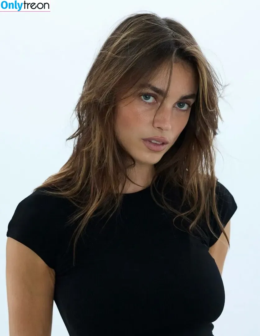 Charleen Weiss nude photo #0309 (charleenweiss)