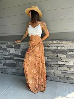 charleexxxrose / piercedpussy_char nude photo #0020