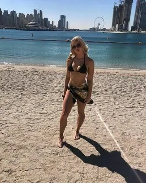 Charley Hull / charley.hull фото голая #0035