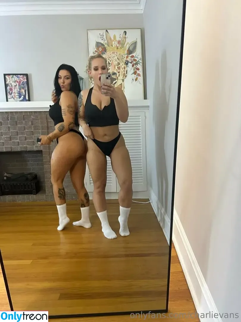 Charli Evans nude photo #0011 (charlievans / charlievanspro)