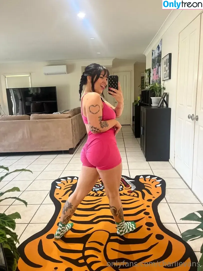 Charli Evans голая photo #0052 (charlievans / charlievanspro)