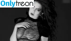 Charli XCX / charli_xcx / charlignarly фото голая #2448