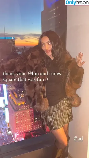 Charli XCX / charli_xcx / charlignarly фото голая #2528