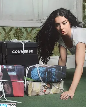 Charli XCX / charli_xcx / charlignarly фото голая #2582