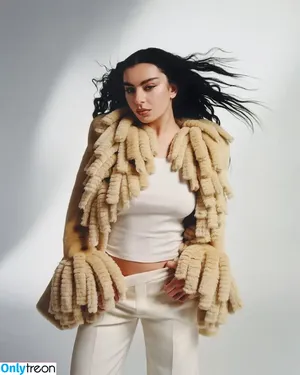 Charli XCX / charli_xcx / charlignarly фото голая #2586